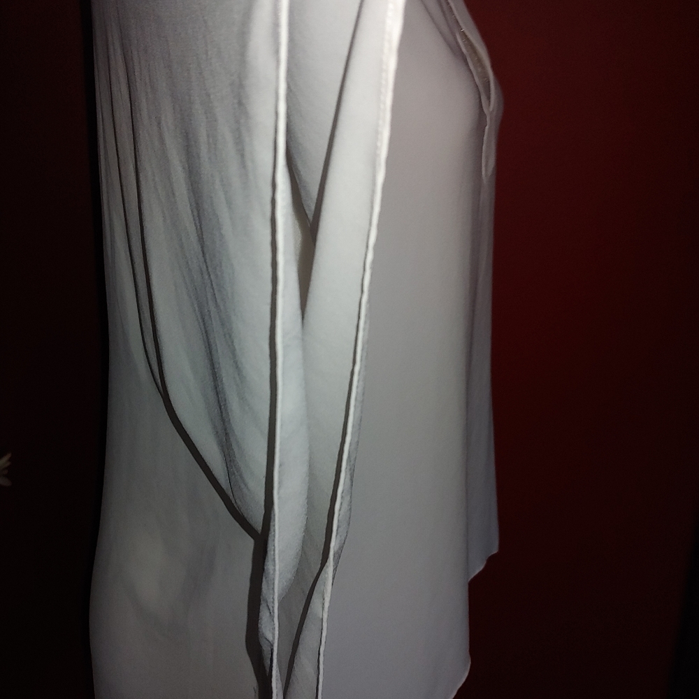 BCBGMaxAzria White Blouse - Picture 5 of 8